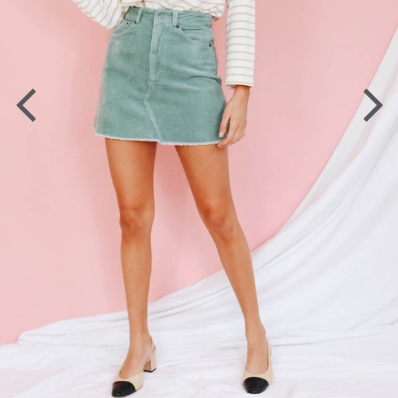 NWOT Mini Skirt - Picture 1 of 7